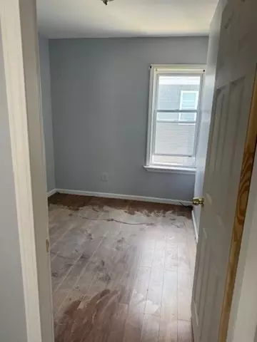 129 County St, Fall River, MA 02723 photo 10