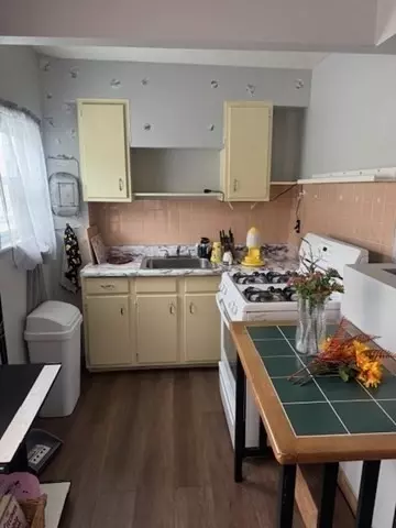 129 County St, Fall River, MA 02723 photo 12