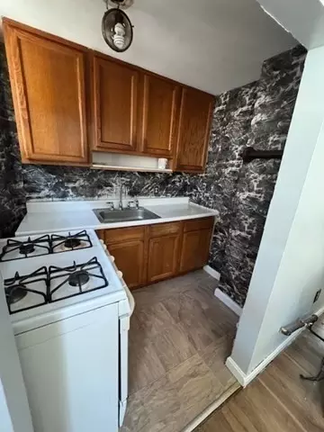 129 County St, Fall River, MA 02723 photo 7