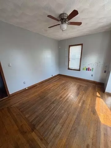 129 County St, Fall River, MA 02723 photo 23