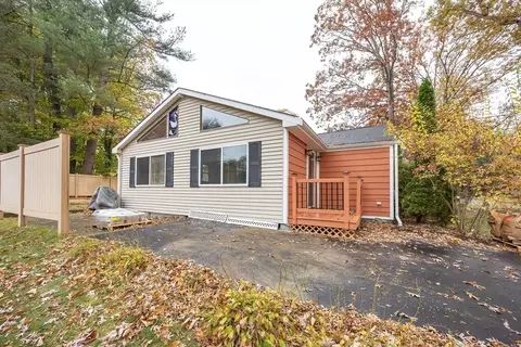 268 Reservoir St, Norton, MA 02766