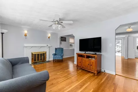 6 Snow Ln, Dedham, MA 02026 photo 16