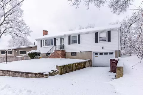 6 Snow Ln, Dedham, MA 02026 photo 4