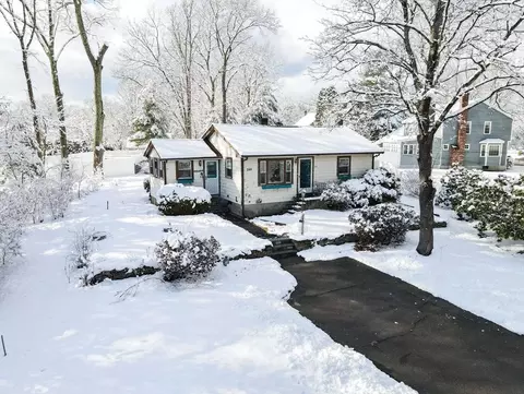 246 Pemberton St, Walpole, MA 02081