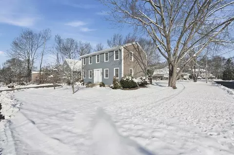 174 Columbus Dr, Fall River, MA 02720 photo 3
