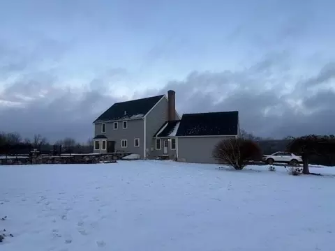 Exterior - 94 E Charlton Rd, Spencer, MA 01562 photo 7 of 10