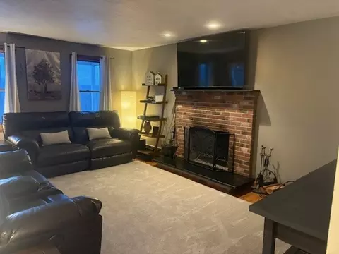 Living - 94 E Charlton Rd, Spencer, MA 01562 photo 1 of 2