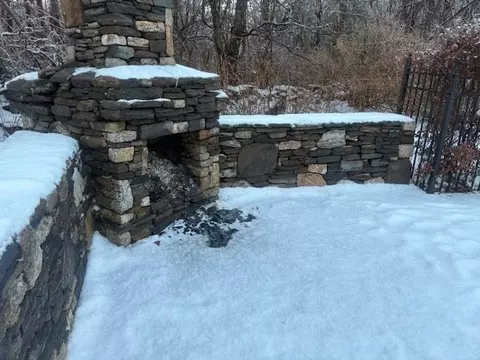 Exterior - 94 E Charlton Rd, Spencer, MA 01562 photo 8 of 10