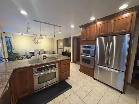 Kitchen - 94 E Charlton Rd, Spencer, MA 01562 photo 4 of 4