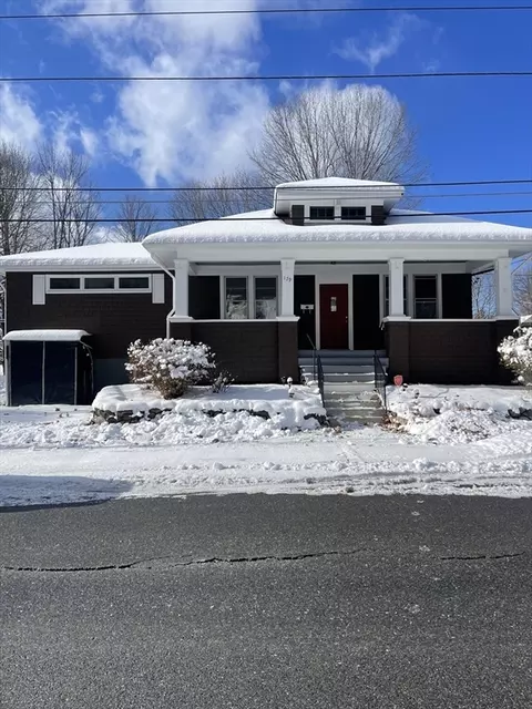 179 Waterford St, Gardner, MA 01440