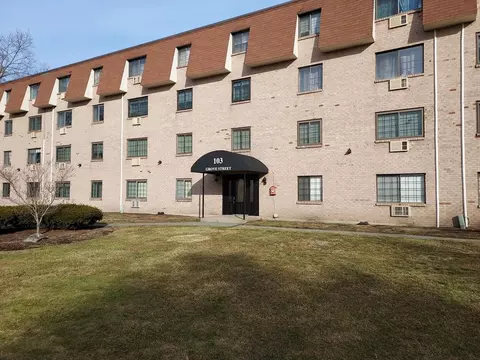 103 Grove St #349, Rockland, MA 02370