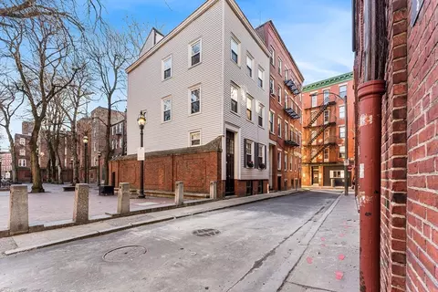 26 Unity St #2, Boston, MA 02113