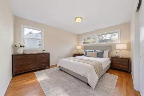 Bedroom - 22 Walnut Knls, Canton, MA 02021 photo 1 of 3