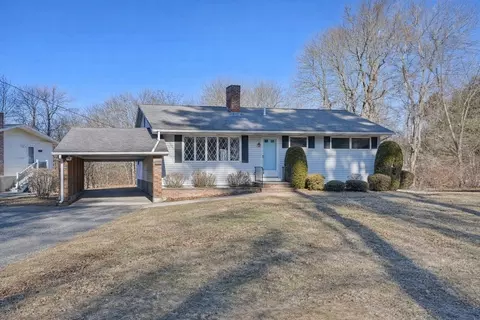 22 Walnut Knls, Canton, MA 02021