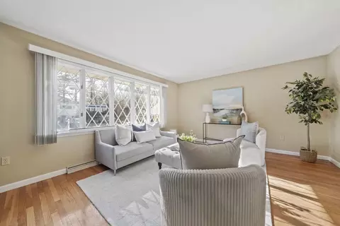 Living - 22 Walnut Knls, Canton, MA 02021 photo 3 of 3