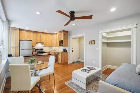 116 Riverway #18, Boston, MA 02215