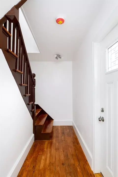 Entry Way - 48 Esther St, Worcester, MA 01607 photo 4 of 6