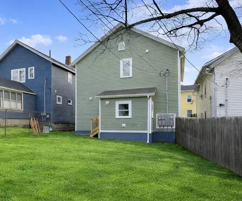 Exterior - 48 Esther St, Worcester, MA 01607 photo 2 of 2