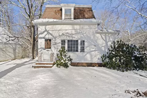 535 Webster St, Hanover, MA 02339