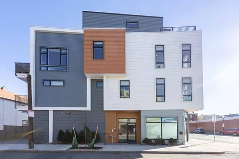 1 Loring St #3, Somerville, MA 02143