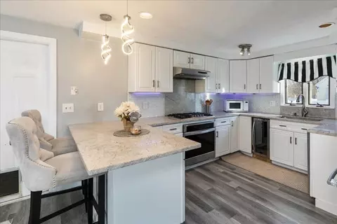 11 Andover St, Danvers, MA 01923 photo 14