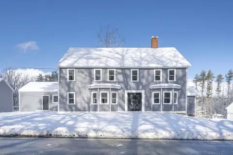 11 Patriots Rd, Templeton, MA 01468