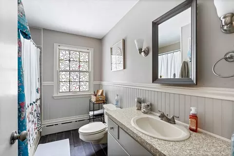 2 W Park Dr, Easthampton, MA 01027 photo 16