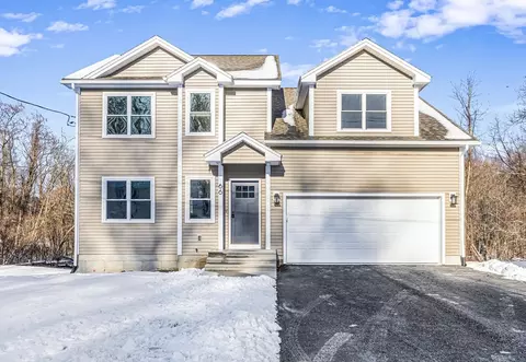 66 Bromont St, Chicopee, MA 01020
