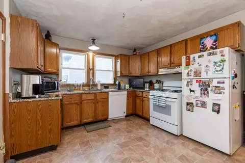 27-29 Rangeley St, Boston, MA 02124 photo 10