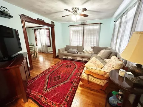 147 Pine St, Dedham, MA 02026 photo 4