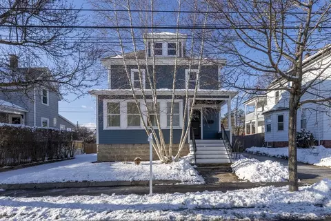 64 Stetson Ave, Swampscott, MA 01907