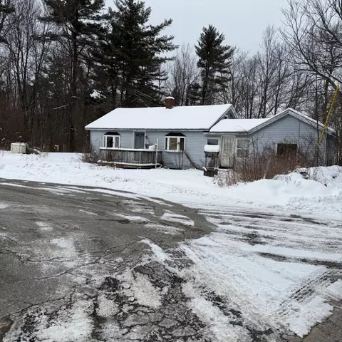 72 Park Rd, Ashby, MA 01431 photo 4