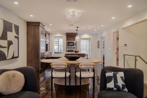 92 Waltham St #1A, Boston, MA 02118