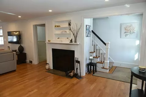 19 Lantern Ln, Hingham, MA 02043 photo 10