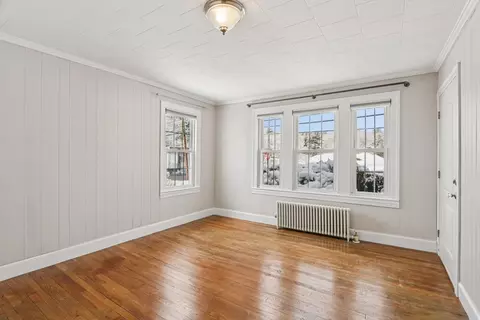 Living - 113 W Main, Dudley, MA 01571 photo 4 of 5
