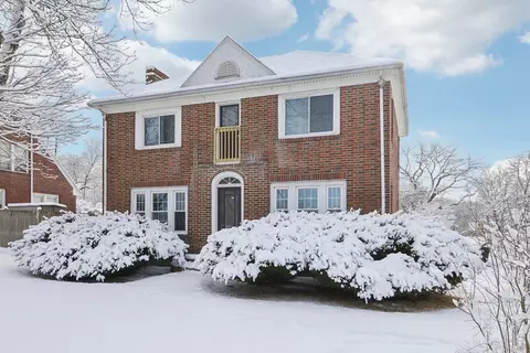 113 W Main, Dudley, MA 01571