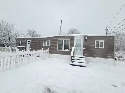 19 Abbey Ln, Taunton, MA 02780