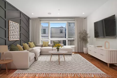 7 Kemble Pl, Boston, MA 02127