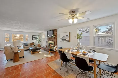Dining - 70 Maverick St, Marblehead, MA 01945 photo 1 of 2