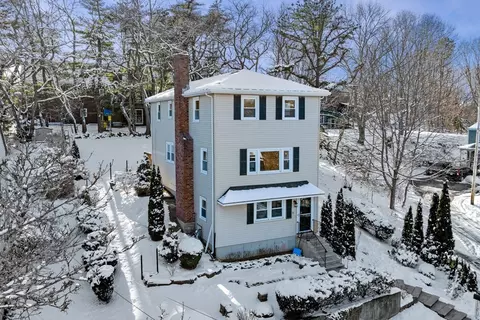 70 Maverick St, Marblehead, MA 01945