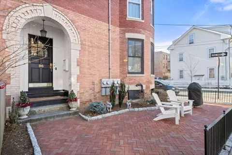 96 Brook St #3, Brookline, MA 02445 photo 28