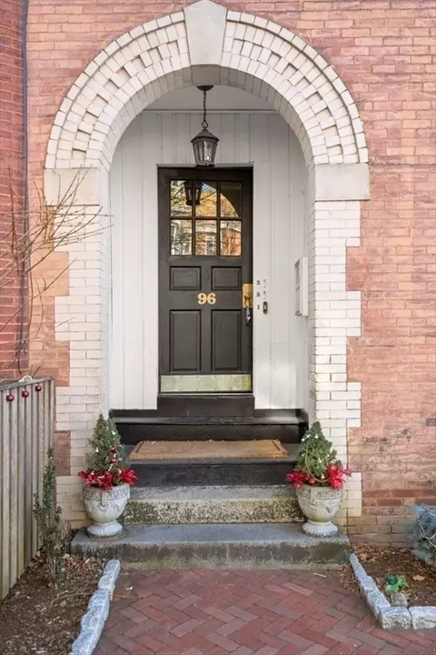 96 Brook St #3, Brookline, MA 02445 photo 31