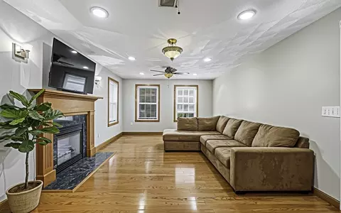 37 Mohave Rd, Worcester, MA 01606 photo 17