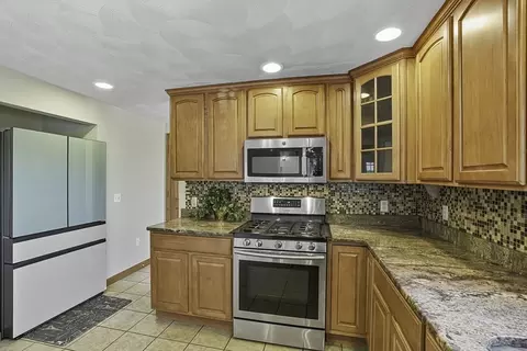 37 Mohave Rd, Worcester, MA 01606 photo 11