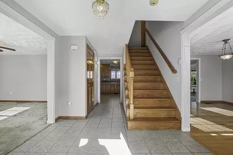 37 Mohave Rd, Worcester, MA 01606 photo 3