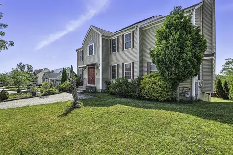37 Mohave Rd, Worcester, MA 01606 photo 2