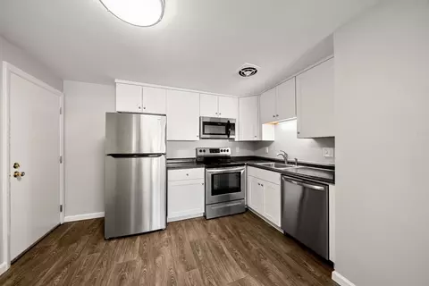 35 Bayview Ter #7, Danvers, MA 01923