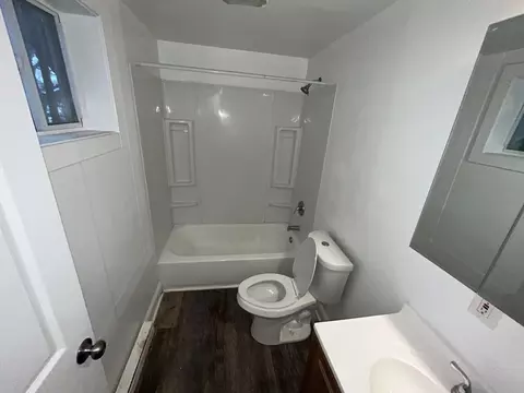 42 Florence St, Springfield, MA 01105 photo 13