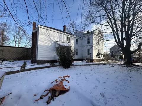 42 Florence St, Springfield, MA 01105 photo 3
