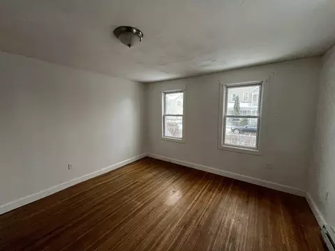 42 Florence St, Springfield, MA 01105 photo 6